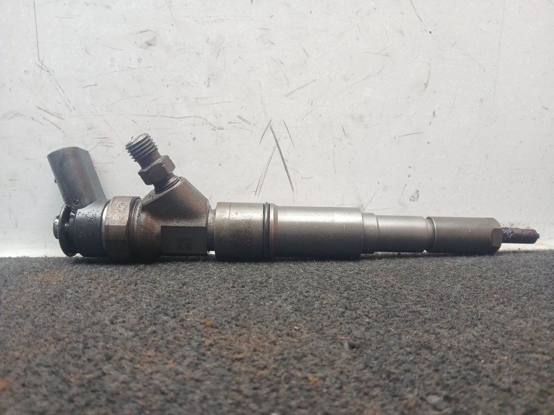 Recambio de inyector para bmw 3 (e90) 320 d referencia OEM IAM 0445110216 - 7793836 BOSCH 