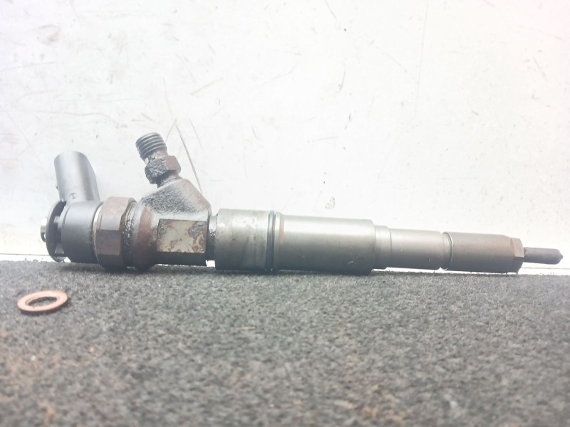 Recambio de inyector para bmw 3 (e90) 320 d referencia OEM IAM 0445110216 - 7793836 BOSCH 