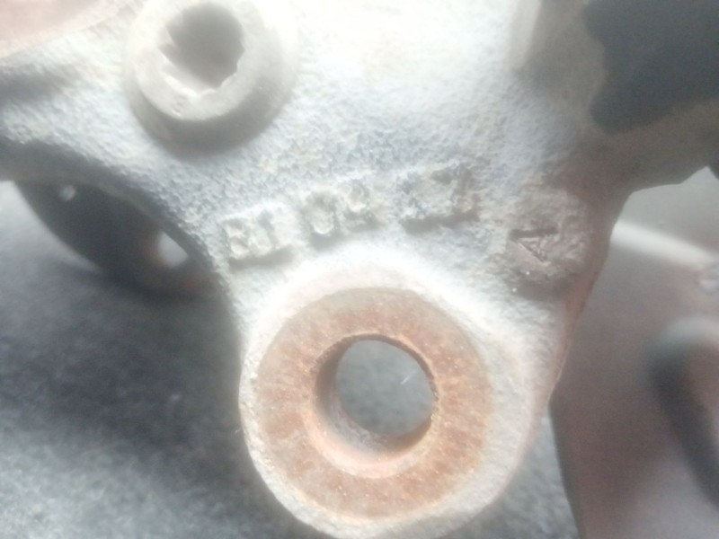 Recambio de mangueta delantera izquierda para seat leon st (5f8) 1.6 tdi referencia OEM IAM 5Q0256R  