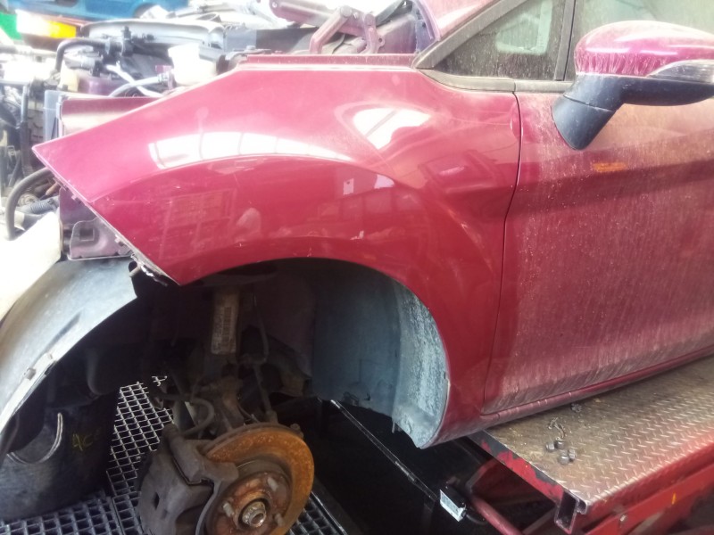 Recambio de aleta delantera izquierda para ford fiesta vi (cb1, ccn) 1.25 referencia OEM IAM   