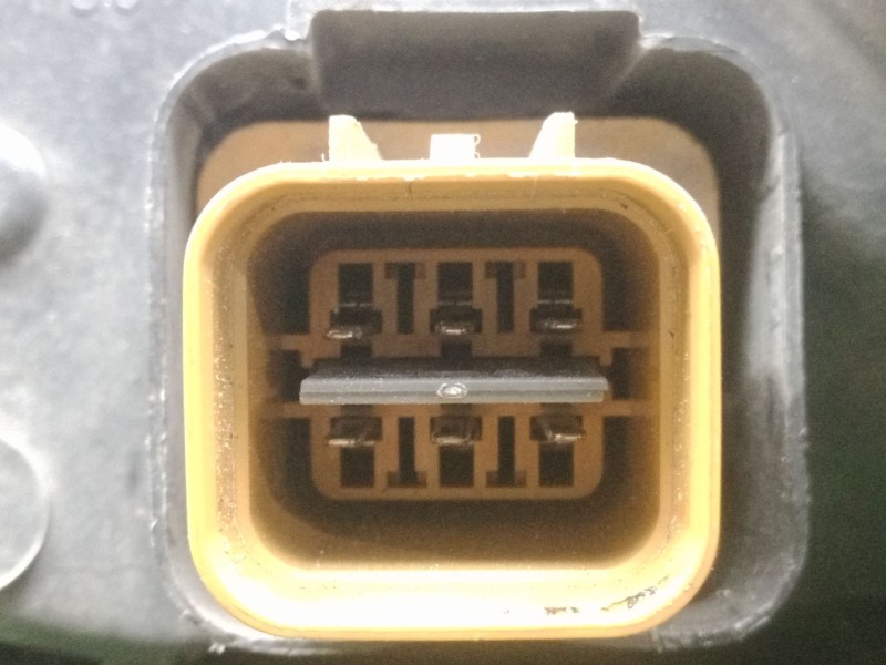 Recambio de faro derecho para hyundai elantra iii sedán (xd) 2.0 crdi referencia OEM IAM   