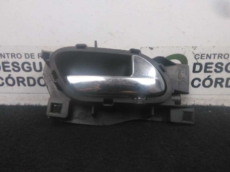 Recambio de maneta interior trasera izquierda para peugeot 407 1.6 hdi referencia OEM IAM 96526178 CROMADA 