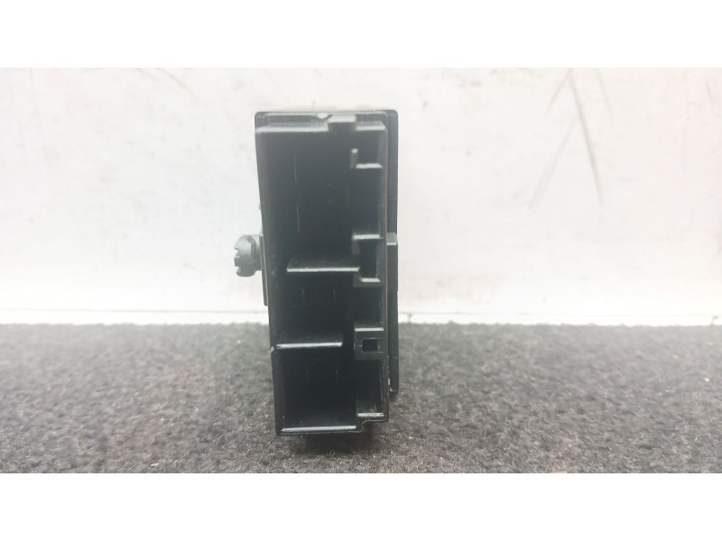 Recambio de modulo electronico para bmw 3 (e90) 320 d referencia OEM IAM 692643301 TEMIC 3 CONECTORES