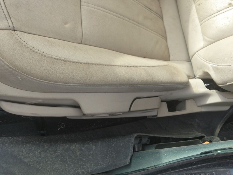 Recambio de asiento delantero izquierdo para opel insignia a (g09) 1.6 cdti (68) referencia OEM IAM   CUERO BEIGE