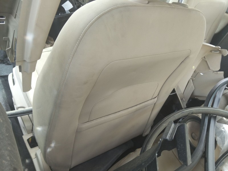 Recambio de asiento delantero izquierdo para opel insignia a (g09) 1.6 cdti (68) referencia OEM IAM   CUERO BEIGE