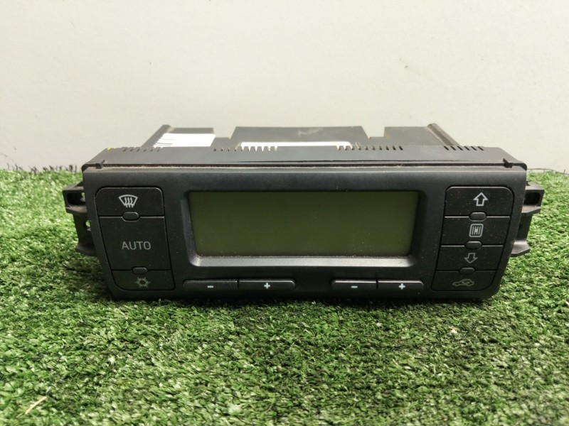 Recambio de mando climatizador para seat leon (1m1) 1.6 16 v referencia OEM IAM   