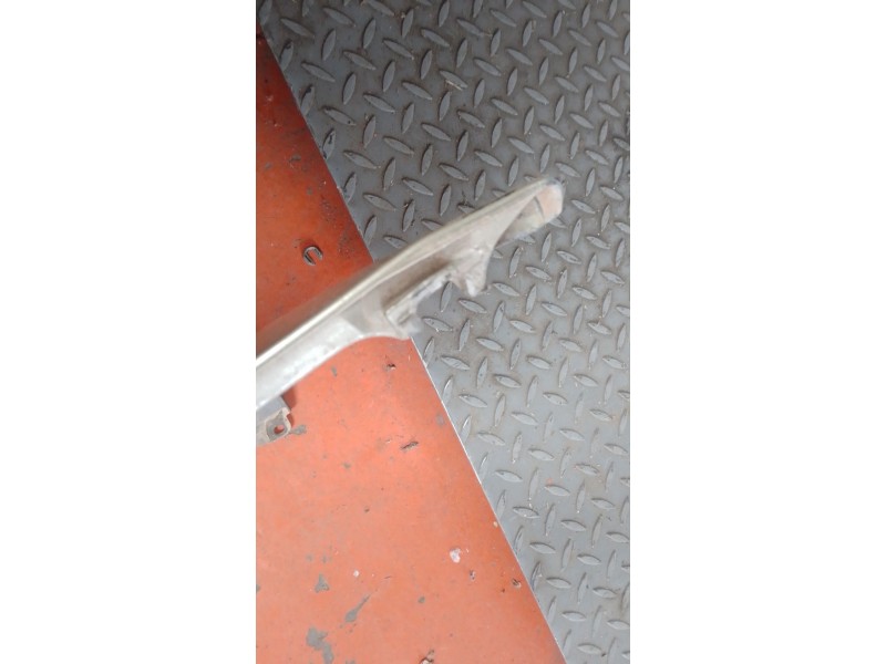 Recambio de paragolpes trasero para lexus is200 (gxe10) sport cross referencia OEM IAM  RANCHERA / FAMILIAR CROSS BREAK