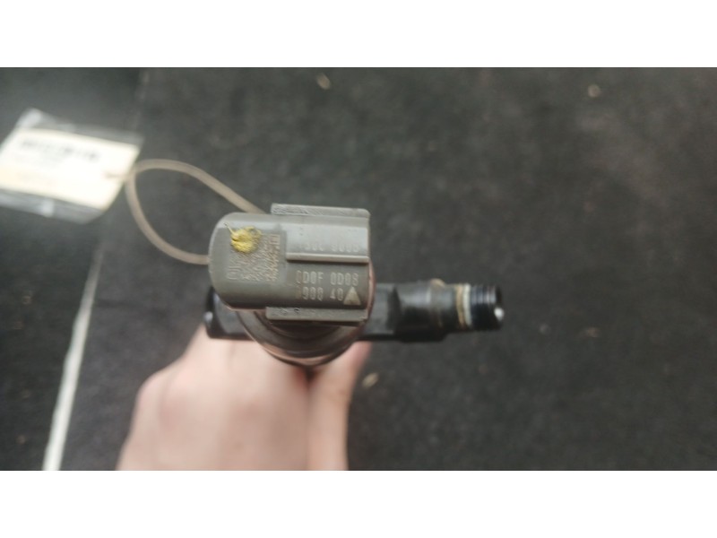 Recambio de inyector para toyota avensis (_t25_) 2.0 d-4d (adt250_) referencia OEM IAM 236700R030 DENSO 