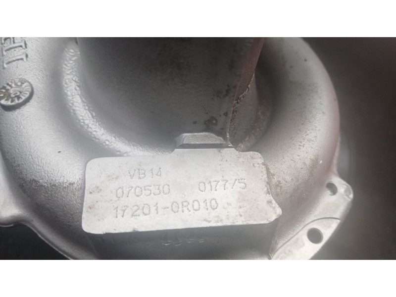 Recambio de inyector para toyota avensis (_t25_) 2.0 d-4d (adt250_) referencia OEM IAM 236700R030 DENSO 