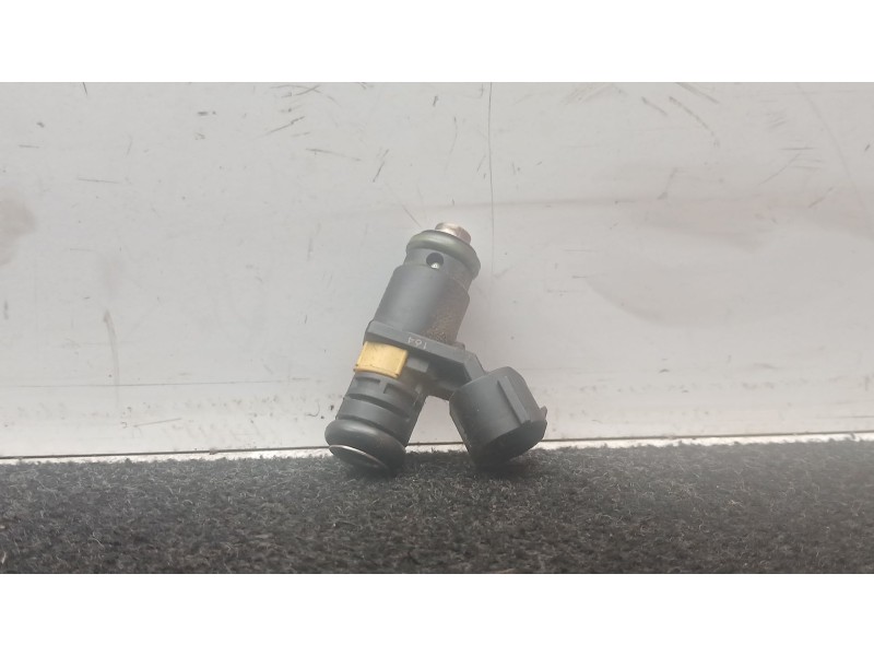 Recambio de inyector para skoda fabia ii (542) 1.4 referencia OEM IAM 036906031AG  