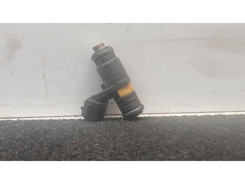 Recambio de inyector para skoda fabia ii (542) 1.4 referencia OEM IAM 036906031AG  