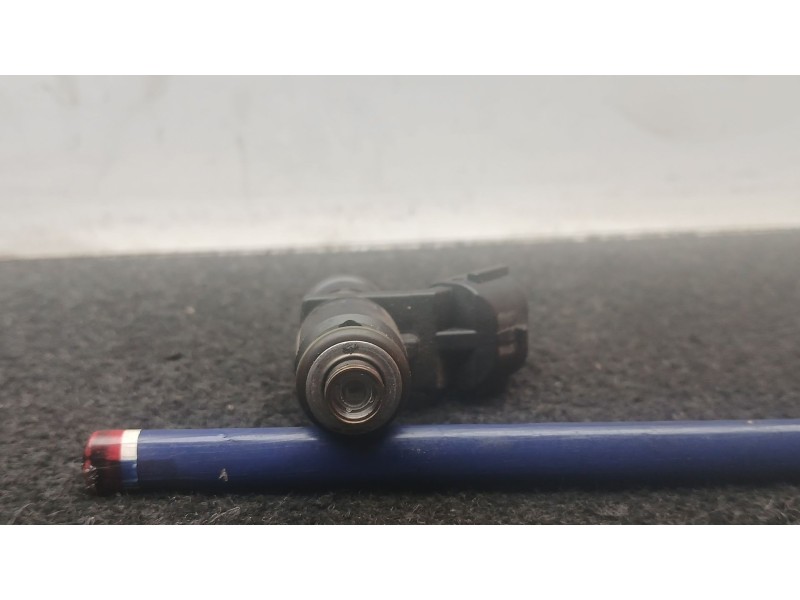 Recambio de inyector para skoda fabia ii (542) 1.4 referencia OEM IAM 036906031AG  