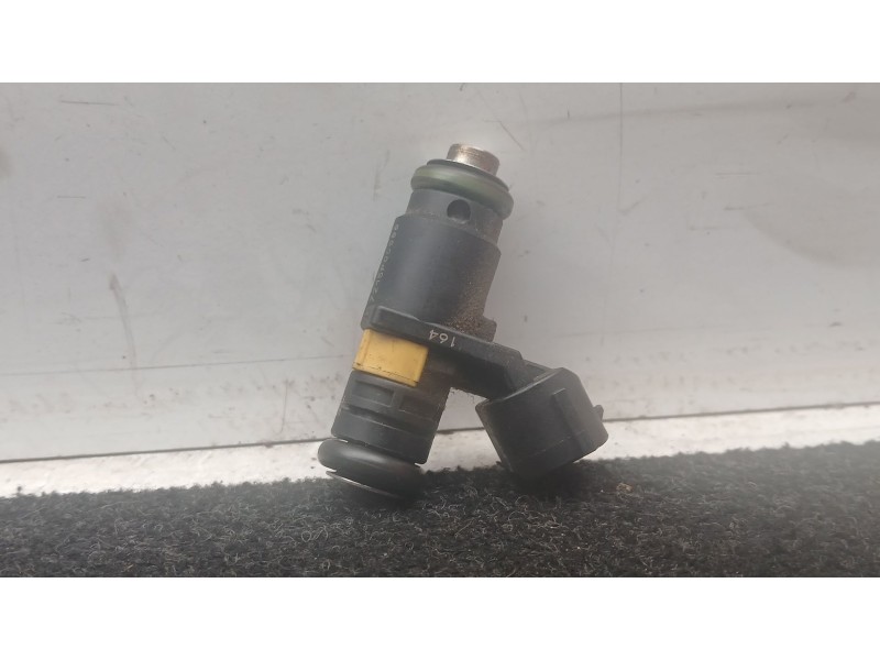 Recambio de inyector para skoda fabia ii (542) 1.4 referencia OEM IAM 036906031AG  