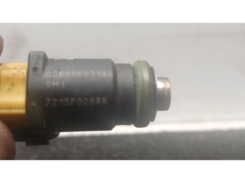 Recambio de inyector para skoda fabia ii (542) 1.4 referencia OEM IAM 036906031AG  