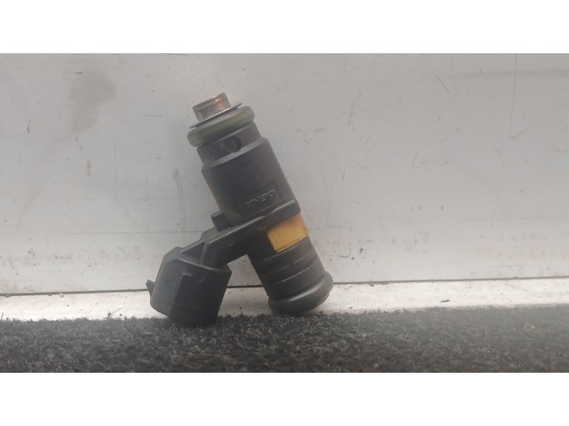 Recambio de inyector para skoda fabia ii (542) 1.4 referencia OEM IAM 036906031AG  