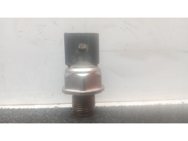 Recambio de sensor presion para mercedes-benz atego 1321 ls 4x2 referencia OEM IAM 72100521 - 161303671 DELPHI 