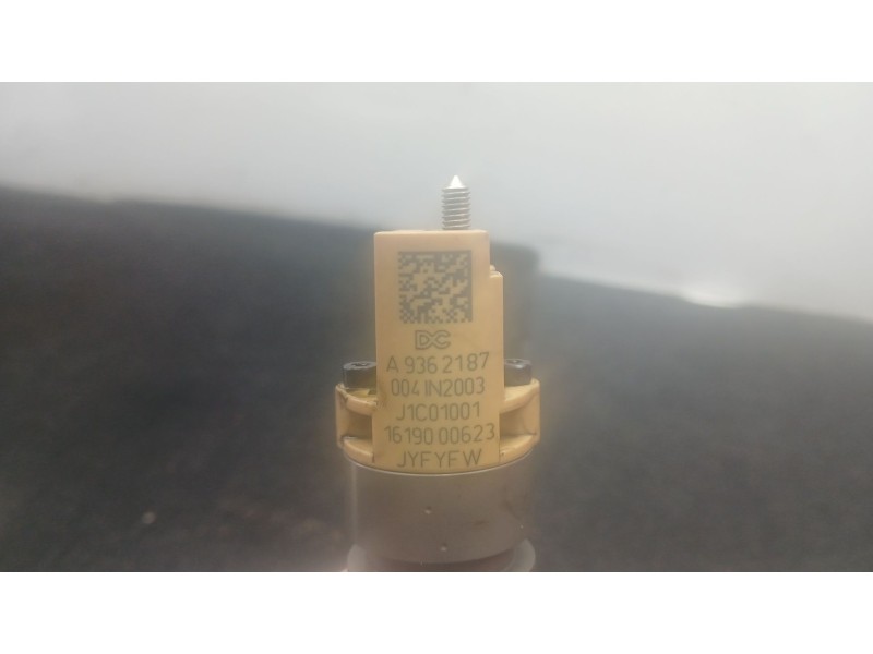 Recambio de inyector para mercedes-benz atego 1321 ls 4x2 referencia OEM IAM A9362187 - 1619000619  