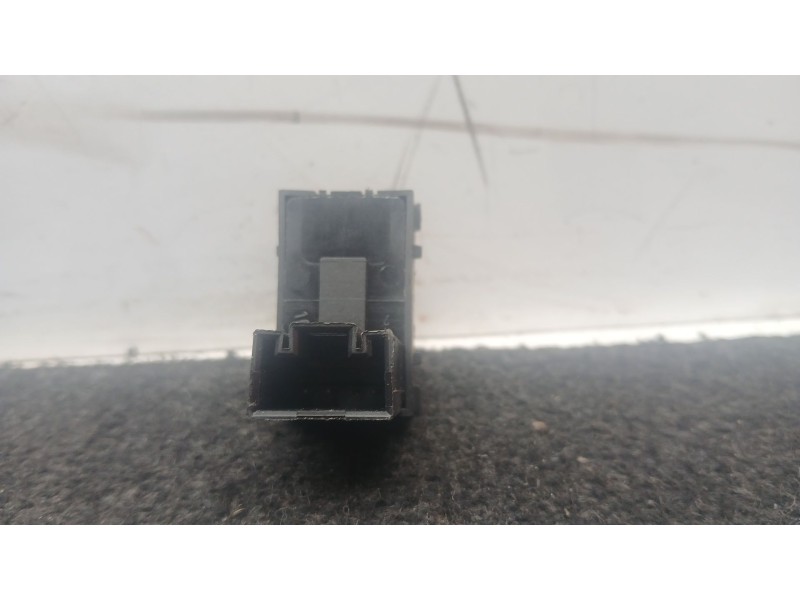 Recambio de mando elevalunas delantero derecho para volkswagen golf vi (5k1) 1.6 tdi referencia OEM IAM 7L6959855B  