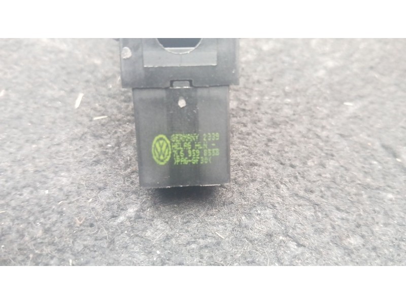 Recambio de mando elevalunas delantero derecho para volkswagen golf vi (5k1) 1.6 tdi referencia OEM IAM 7L6959855B  