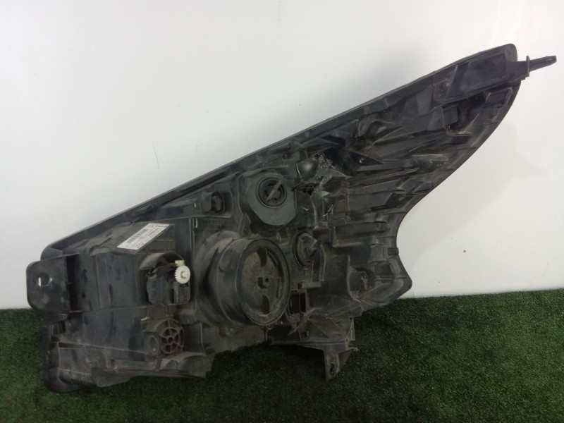 Recambio de faro derecho para fiat talento kombi (296) l1h1 1,0t basis (m1) referencia OEM IAM SIN REFERENCIA HALOGENO - 16-20 