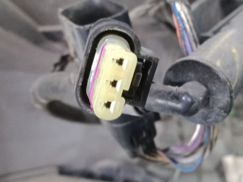 Recambio de paragolpes delantero para land rover discovery v (l462) 2.0 sd4 4x4 referencia OEM IAM SIN REFERENCIA  