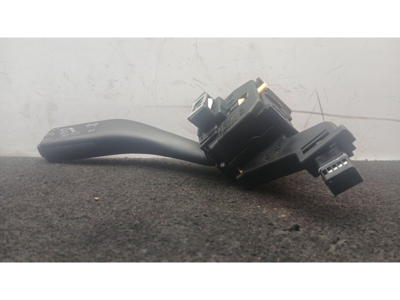 Recambio de mando luces para volkswagen golf vi (5k1) 1.6 tdi referencia OEM IAM 1K0953513G - 01103512  