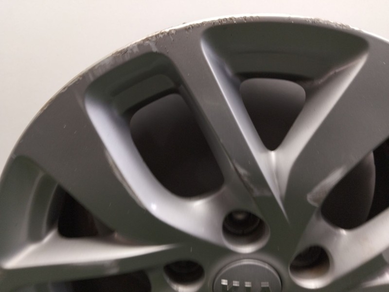 Recambio de llanta para kia carens iv 1.6 gdi referencia OEM IAM 52910A4650  16´´PULGADAS
