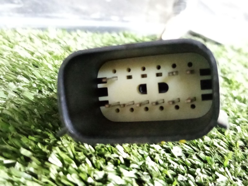 Recambio de paragolpes trasero para land rover discovery v (l462) 2.0 sd4 4x4 referencia OEM IAM SIN REFERENCIA  