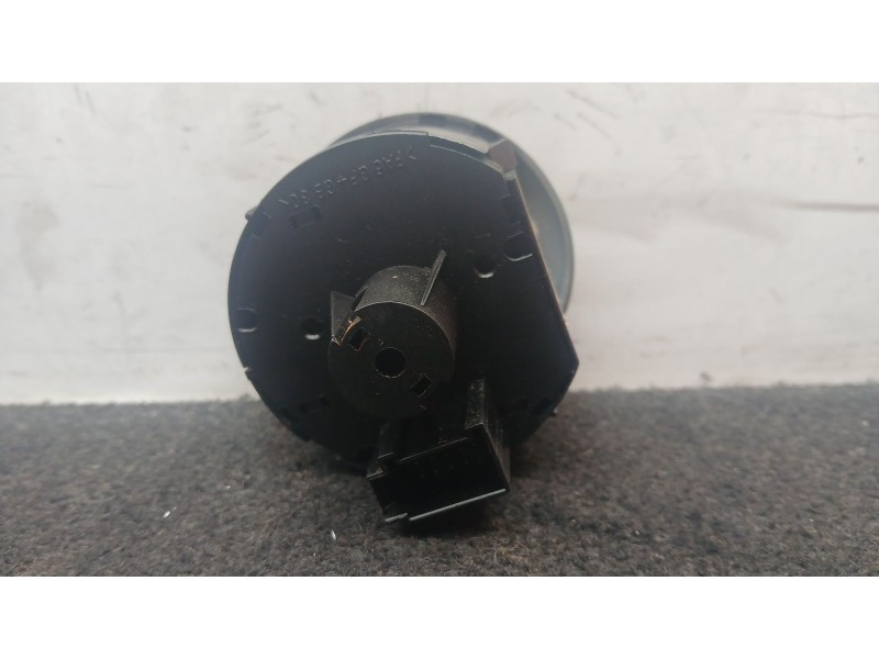 Recambio de interruptor luces para volkswagen golf vi (5k1) 1.6 tdi referencia OEM IAM 1K0941431BM  