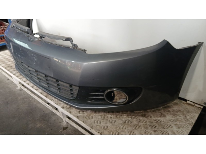 Recambio de paragolpes delantero para volkswagen golf vi (5k1) 1.6 tdi referencia OEM IAM  GRIS 