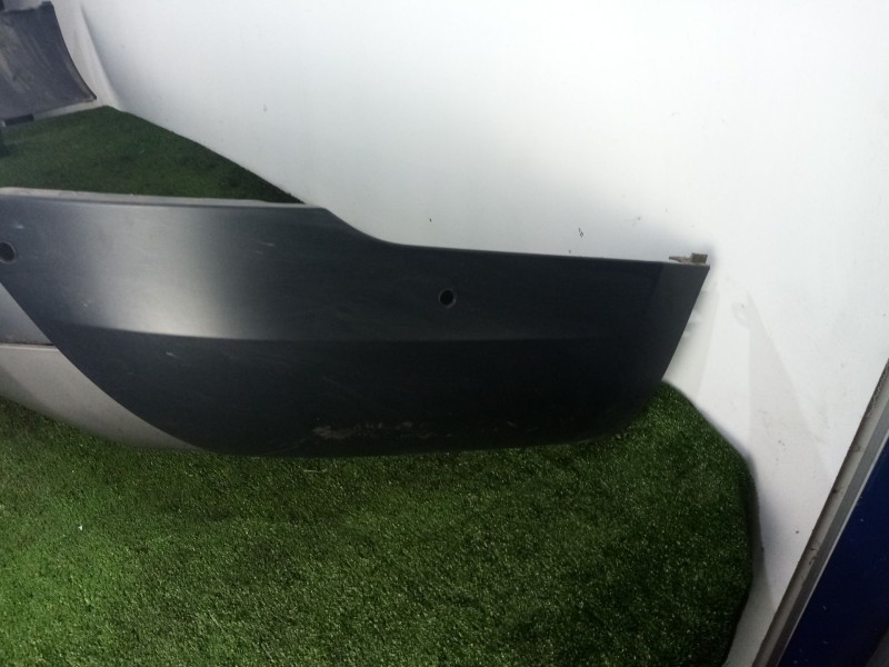 Recambio de paragolpes trasero para land rover discovery v (l462) 2.0 sd4 4x4 referencia OEM IAM SIN REFERENCIA  