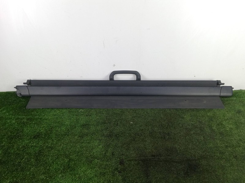 Recambio de bandeja trasera para land rover discovery v (l462) 2.0 sd4 4x4 referencia OEM IAM SIN REFERENCIA ENRROLLABLE NEGRO