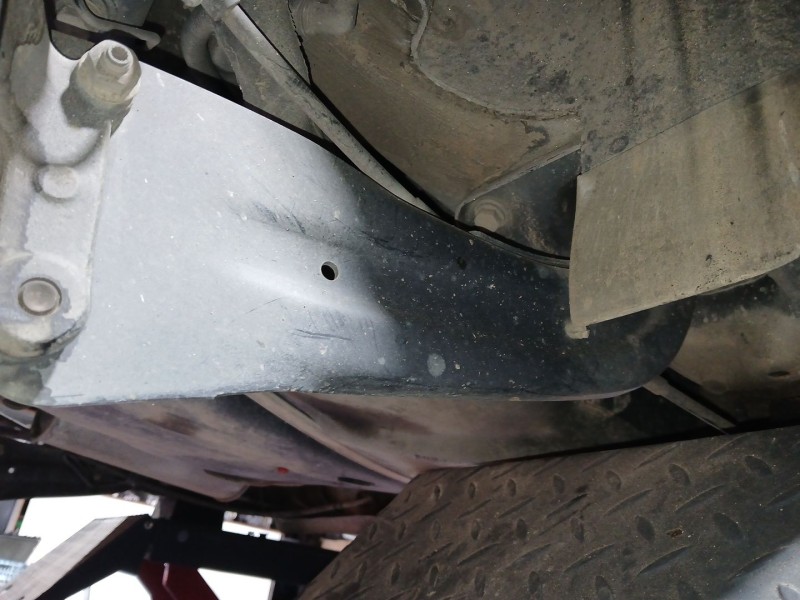 Recambio de brazo suspension inferior trasero derecho para volkswagen golf vi (5k1) 1.6 tdi referencia OEM IAM   