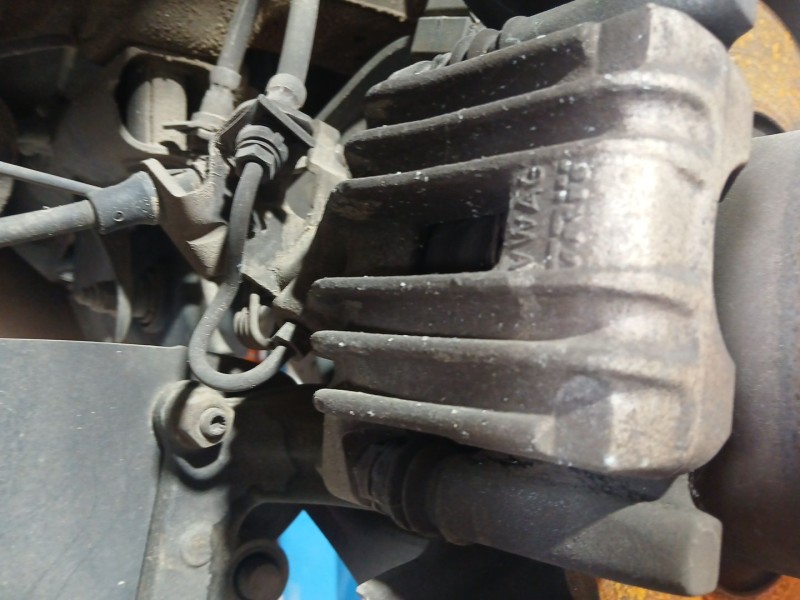 Recambio de pinza freno trasera izquierda para volkswagen golf vi (5k1) 1.6 tdi referencia OEM IAM   