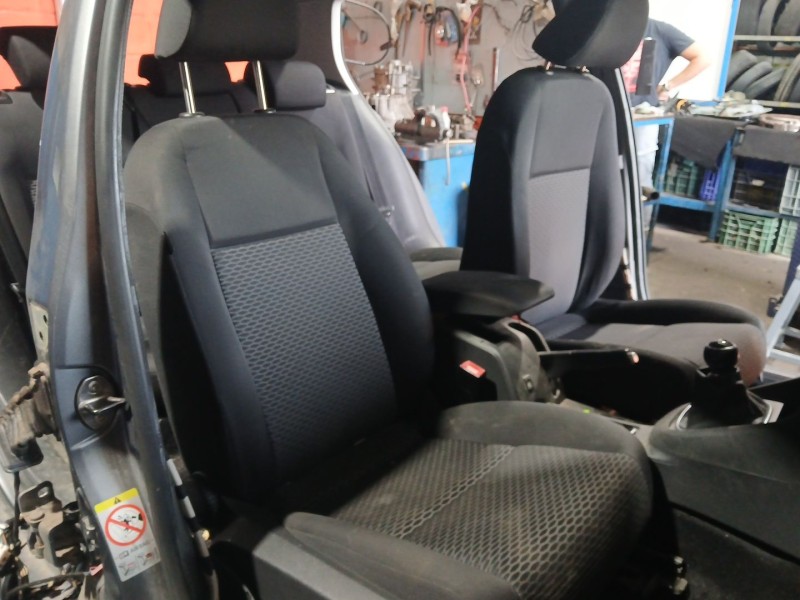 Recambio de asiento delantero derecho para volkswagen golf vi (5k1) 1.6 tdi referencia OEM IAM   