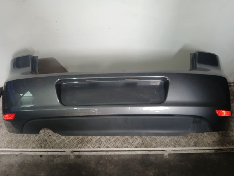 Recambio de paragolpes trasero para volkswagen golf vi (5k1) 1.6 tdi referencia OEM IAM  GRIS 