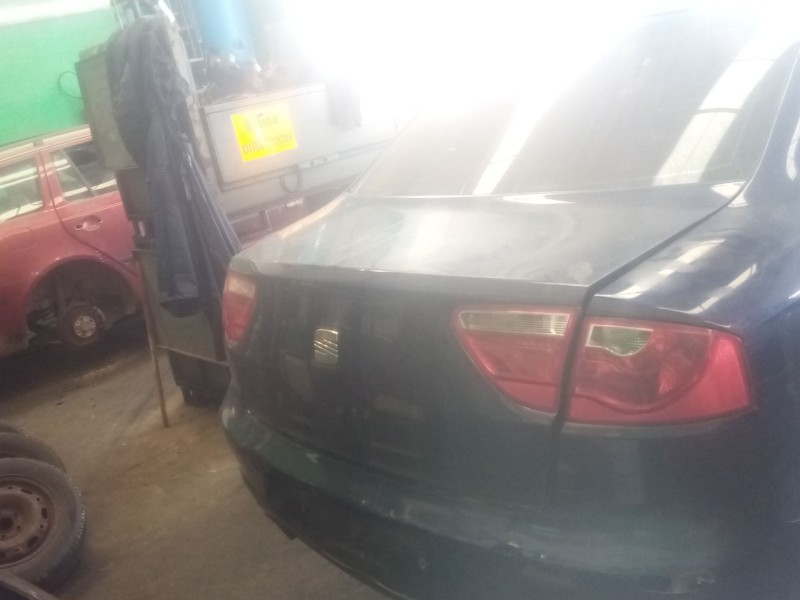 Recambio de porton trasero para seat exeo (3r2) 2.0 tdi referencia OEM IAM   