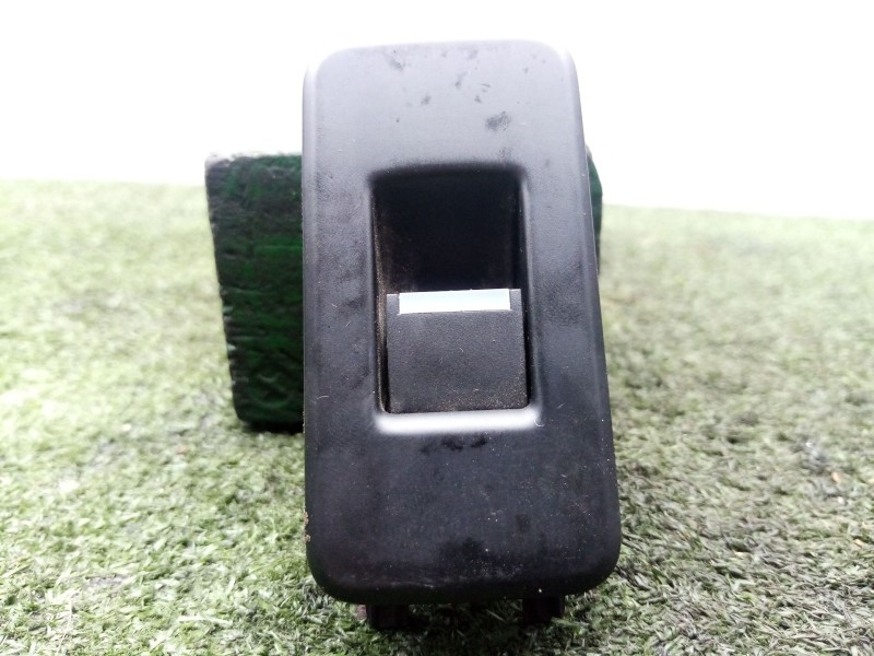 Recambio de mando elevalunas trasero derecho para land rover discovery v (l462) 2.0 sd4 4x4 referencia OEM IAM SIN REFERENCIA  
