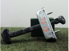 Recambio de retenedor puerta para land rover discovery v (l462) 2.0 sd4 4x4 referencia OEM IAM HY3223552AA DELANTERA.IZQUIERDA 