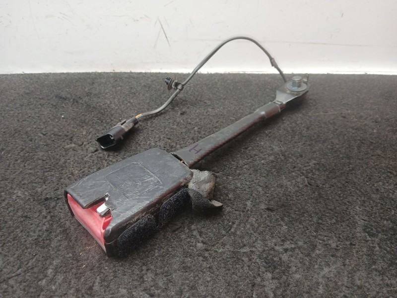 Recambio de enganche cinturon delantero izquierdo para ford kuga ii (dm2) 1.5 ecoboost 4x4 referencia OEM IAM .  