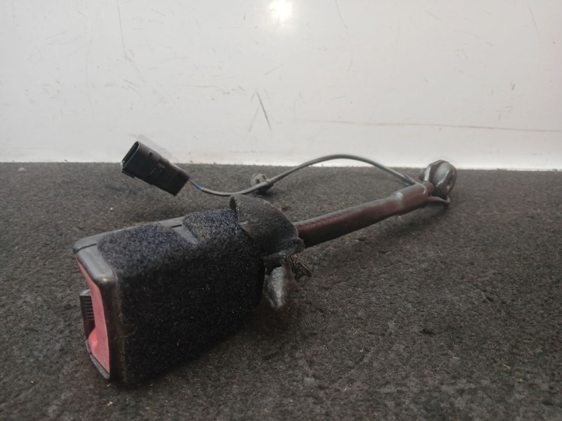 Recambio de enganche cinturon delantero izquierdo para ford kuga ii (dm2) 1.5 ecoboost 4x4 referencia OEM IAM .  