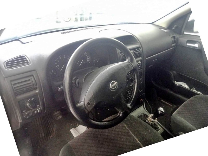 opel astra g hatchback (t98) del año 2002