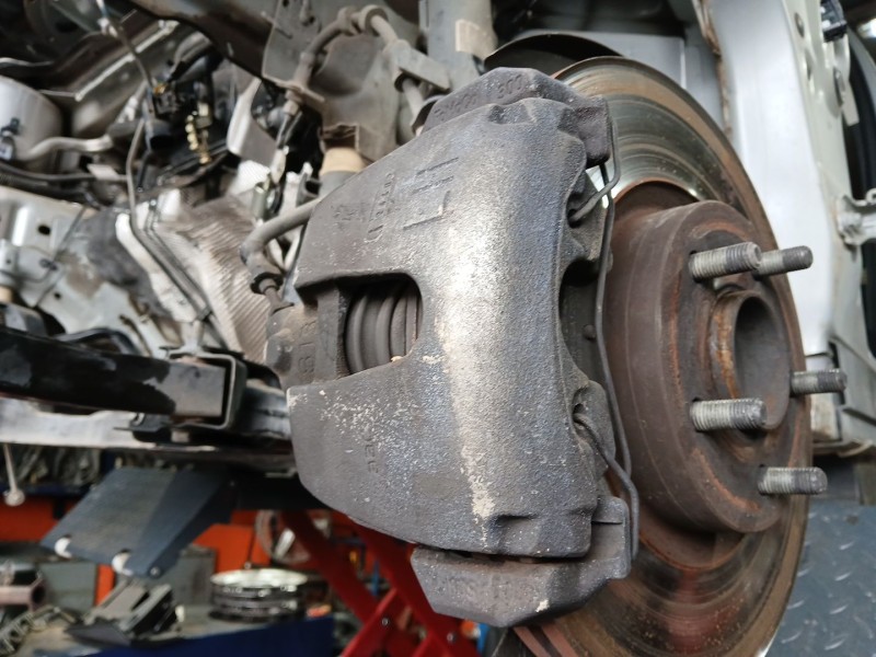 Recambio de pinza freno delantera izquierda para ford kuga ii (dm2) 1.5 ecoboost 4x4 referencia OEM IAM   