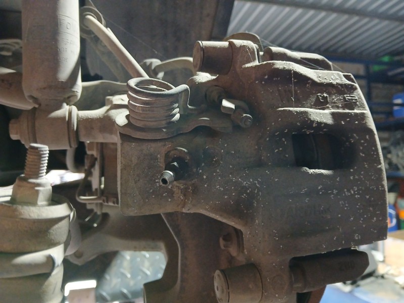 Recambio de pinza freno trasera derecha para ford kuga ii (dm2) 1.5 ecoboost 4x4 referencia OEM IAM   