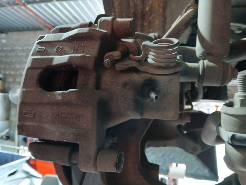 Recambio de pinza freno trasera izquierda para ford kuga ii (dm2) 1.5 ecoboost 4x4 referencia OEM IAM   