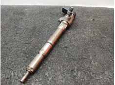 Recambio de inyector para volkswagen golf vi (5k1) 1.6 tdi referencia OEM IAM 03L130277B CONTINENTAL 