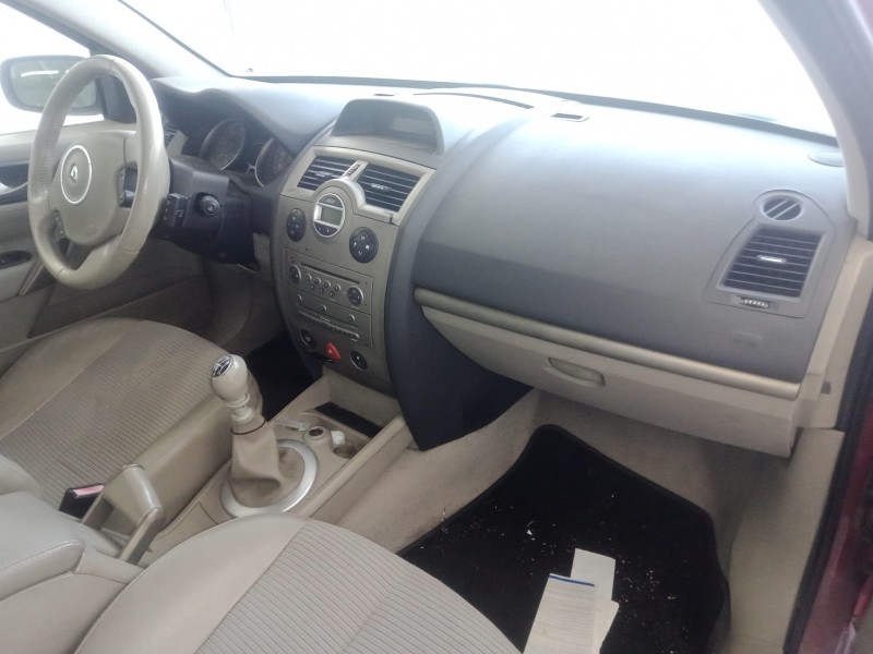 renault megane ii sedán (lm0/1_) del año 2006