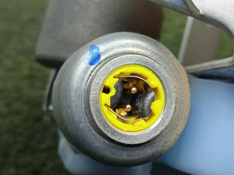 Recambio de cinturon seguridad delantero derecho para kia sorento 2.5 crdi referencia OEM IAM 888203E010CY  