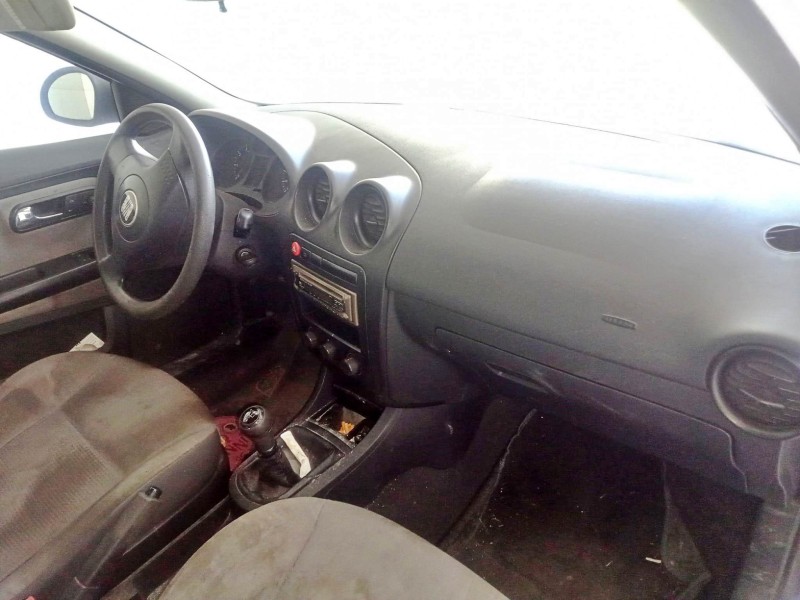 seat ibiza iii (6l1) del año 2002