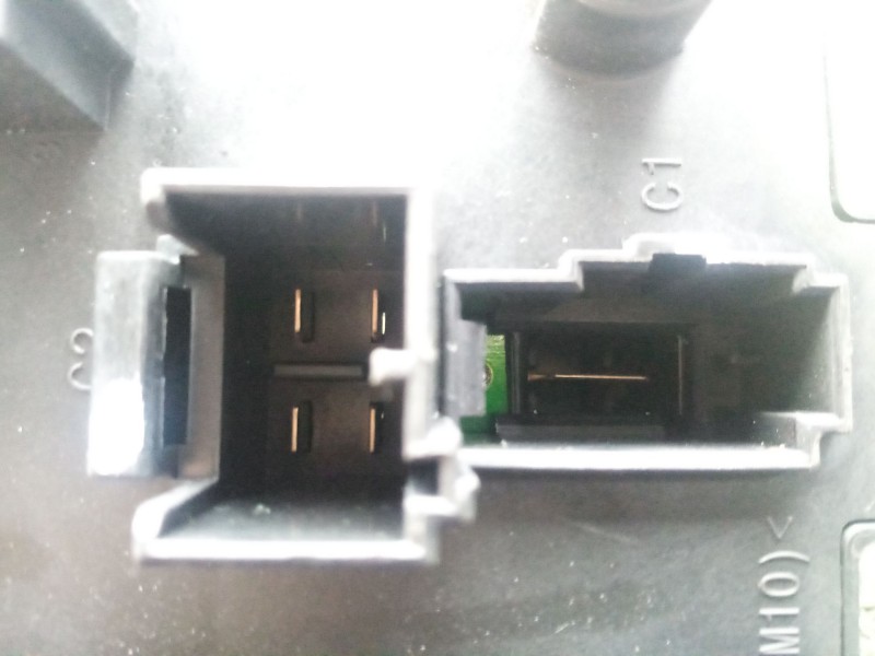 Recambio de caja reles / fusibles para land rover discovery v (l462) 2.0 sd4 4x4 referencia OEM IAM JPLA14A073BB  